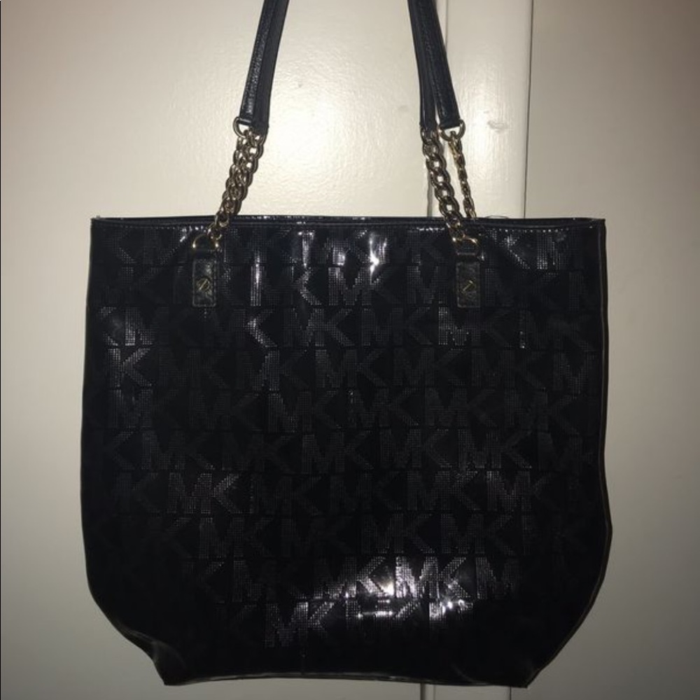 Black Michael Kors handbag